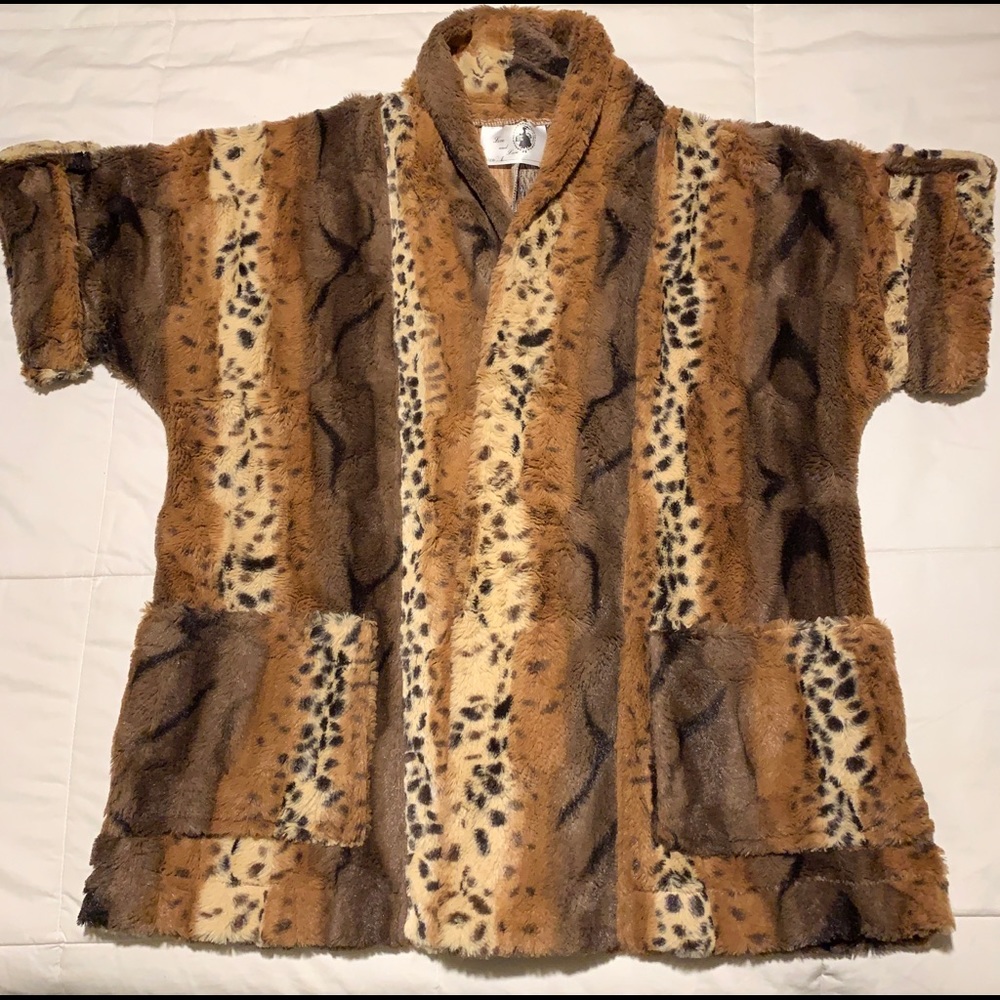 Rare Find! Fabulous Leopard Faux Fur Coat
